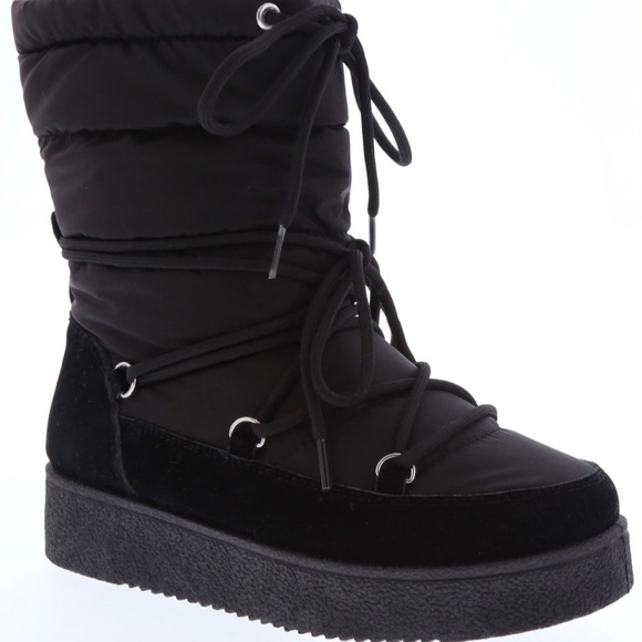 Black Winter Snow/Rain Boots - Picture 5 of 5